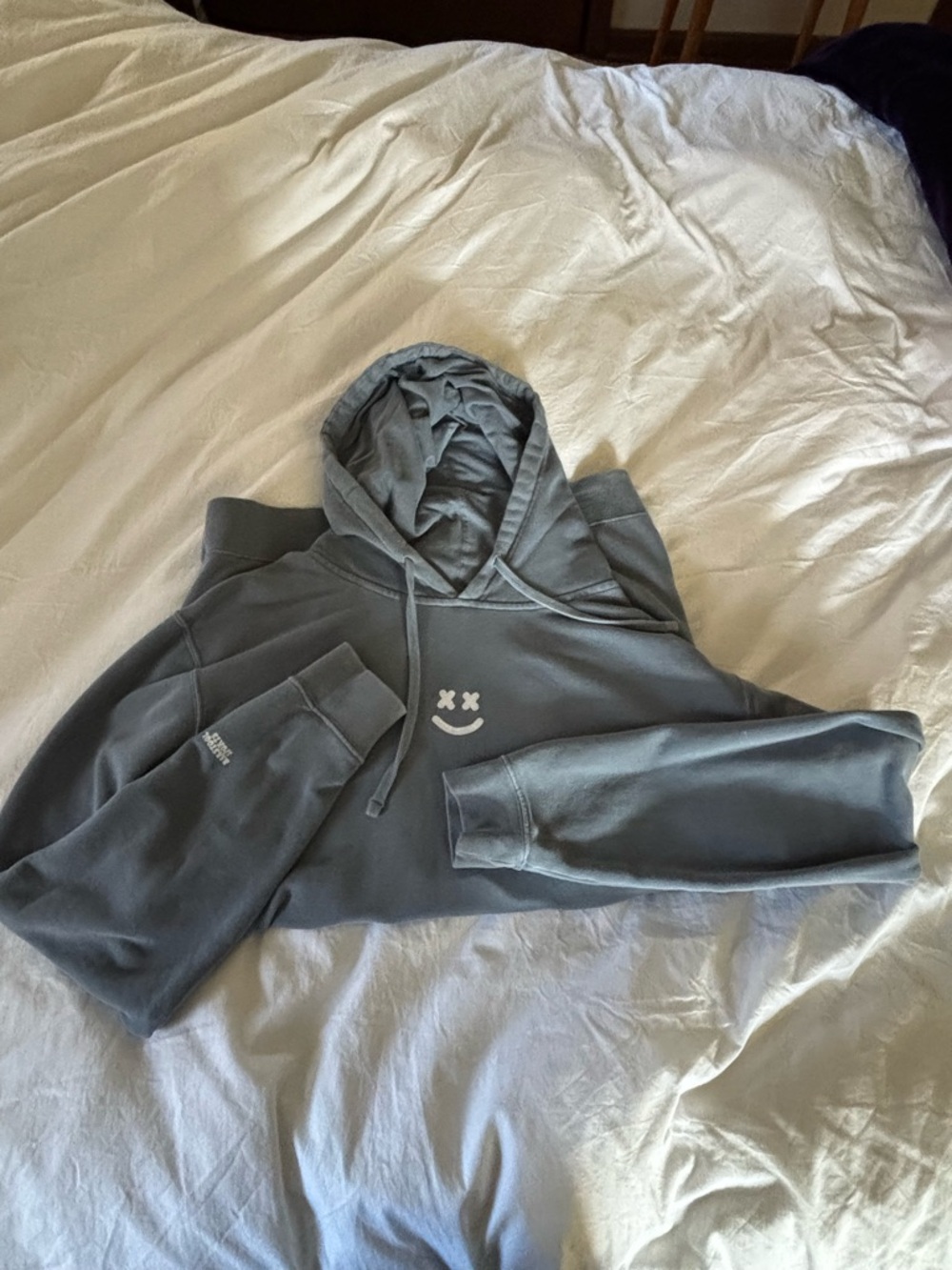 Washed Blue Gray Women's Hooded Sweatshirt with Smiley Graphic